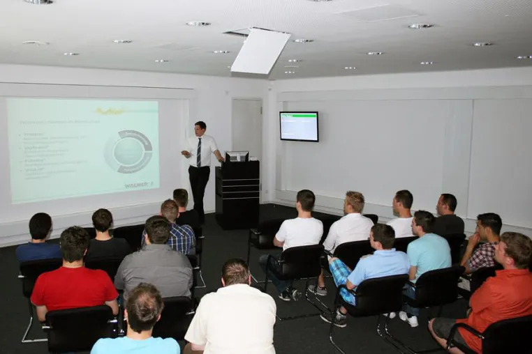 Bild: Technikerschulen zu Gast bei WAGNER