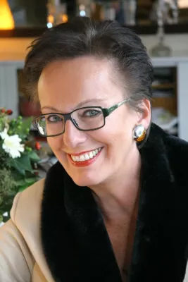 Bild: Eine Erfolgsstory im Dienste guten Benehmens - 15 Jahre TAKT & Stil