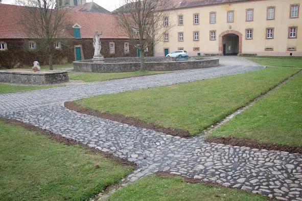 Bild: FICHTER Garten- und Landschaftsbau aus Magdala erreichte 2012 einen Umsatz von knapp 4,40 Millionen Euro
