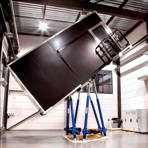 Bild: Die ADE Werk GmbH bezieht neuen Firmensitz in Hohberg