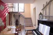 Die Treppe als Herzstück des Hauses Bild: Die Treppe als Herzstück des Hauses