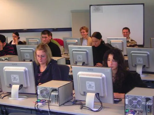 Bild: E-Learning: Erstmals Online-Klausur im Studiengang Betriebswirtschaftslehre an der Hochschule Bremerhaven