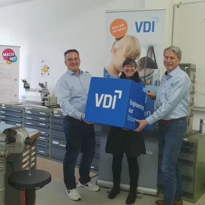 Bild: Neue Mitarbeiterin im Augsburger VDI-Lab