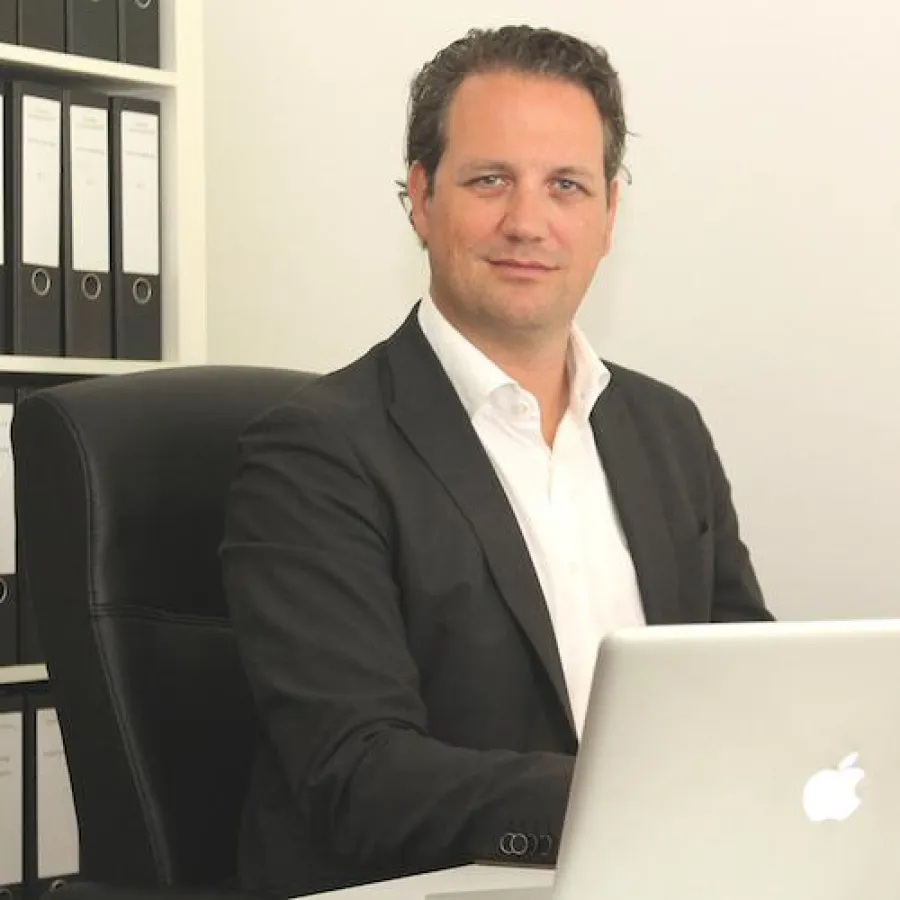 Sascha Wortmann ist Inhaber von Wortmann Finanzen & Beratung aus Mönchengladbach.