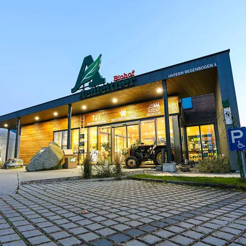 Bild: Einzigartige Werbetechnik für den Biohof Achleitner in Eferding, OÖ 