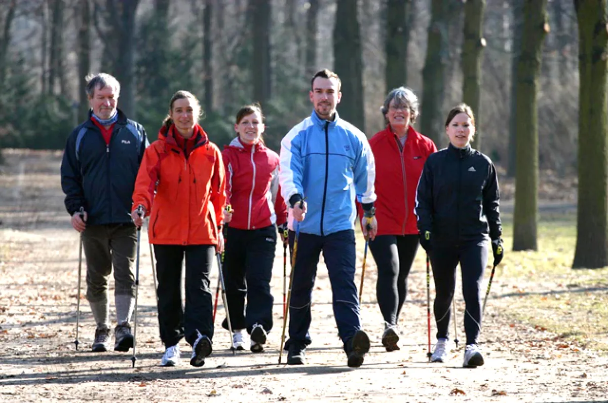 Gesundheit mit Spaß - Nordic Walking