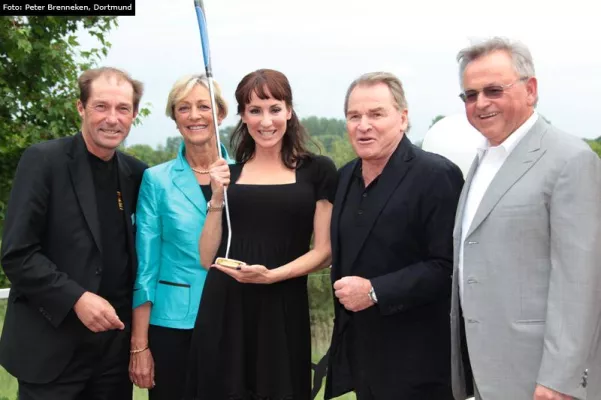 Kramski Golfturnier 2010 mit Musical-Star Anna Maria Kaufmann Bild: Kramski Golfturnier 2010 mit Musical-Star Anna Maria Kaufmann