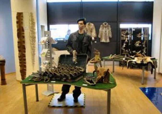 Finger weg von exotischen Souvenirs Bild: Finger weg von exotischen Souvenirs