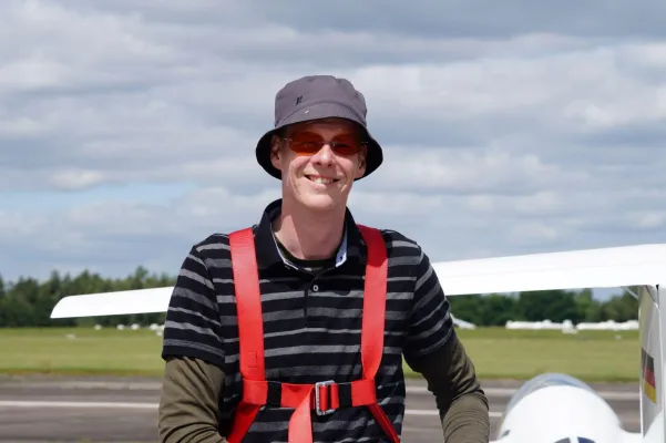 Bild: 1000 Kilometer im Segelflug! Spitzenleistung der Piloten des LSV Egge vom Frankenberg in Vinsebeck.
