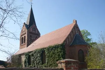 JUNGE KUNST IN ALTEN KIRCHEN (Westhavelland) Bild: JUNGE KUNST IN ALTEN KIRCHEN (Westhavelland)