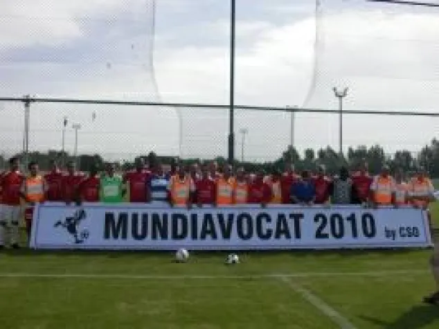 Bild: Noch sechs Monate bis zur 15. Fußball-WM der Anwälte