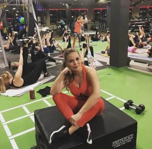 Bild: Frauen-Power im Hotel Ansitz Plantitscherhof: Fitness-Tage mit Box-Ikone Regina Halmich in Meran