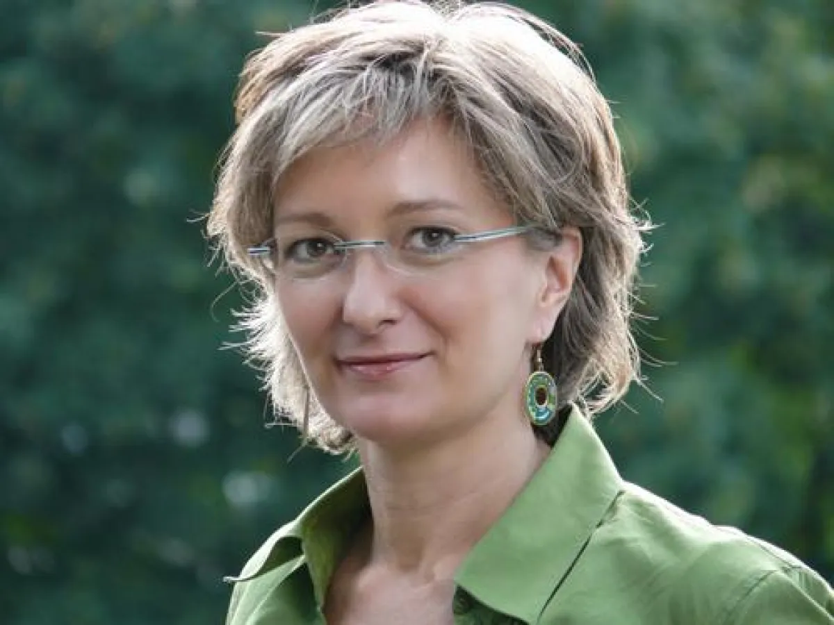 Aggi Peier, Farb- und Stilberaterin, eröffnet das Make-up Café in Rheydt