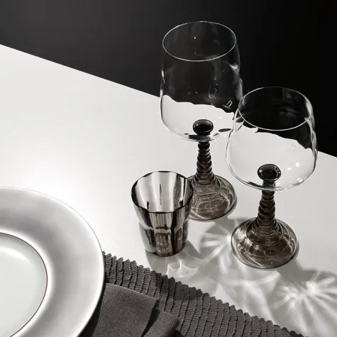 Bild: Hering Berlin präsentiert eigene Glas- und Textil-Kollektion