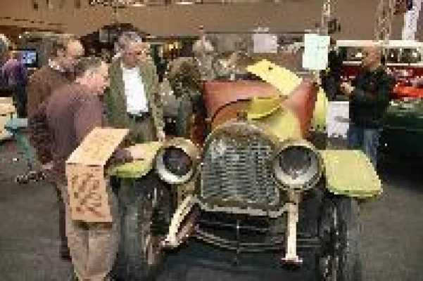 Bild: Neue Adresse im Meilenwerk - Car Classics Berlin hat auf der Techno-Classica einen furiosen Start hingelegt