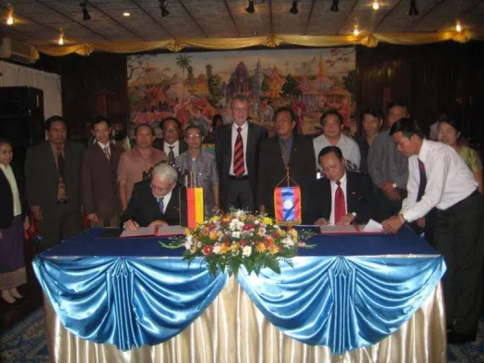 Bild: Partnerschaft zwischen Deutschland und Laos offiziell unterzeichnet