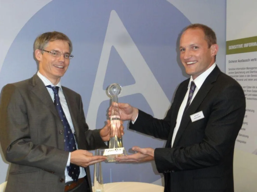 Jochen Koehler, Deutschland-Chef Cyber-Ark (r.) und Controlware Manager Hans-Peter Dietrich
