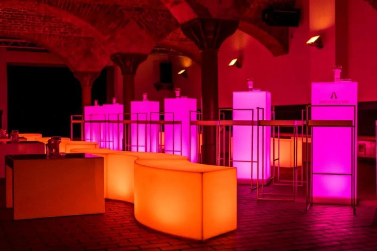 Party Rent stattete die Location der Party No. 5 aus