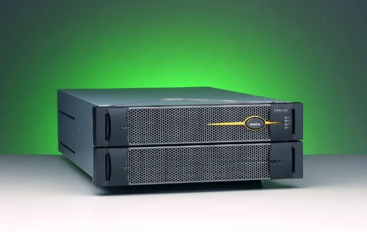 Bild: Mehr Power für fehlertolerante Stratus-Server