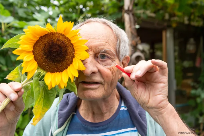 Mal Unerwartetes Tun Bild: Mal Unerwartetes Tun