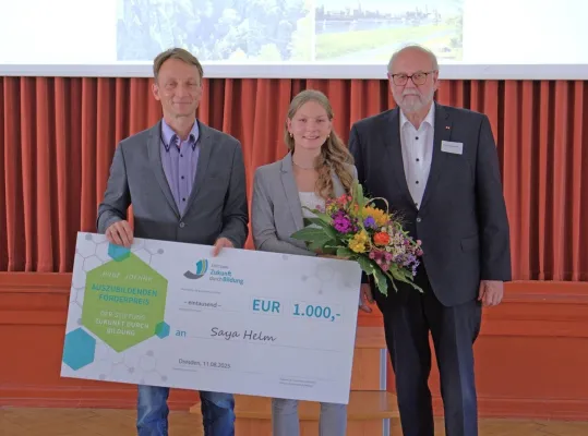 Bild: Lehrjahreseröffnung 2025-2026 und Verleihung Prof.-Joehnk-Auszubildendenförderpreis 2025