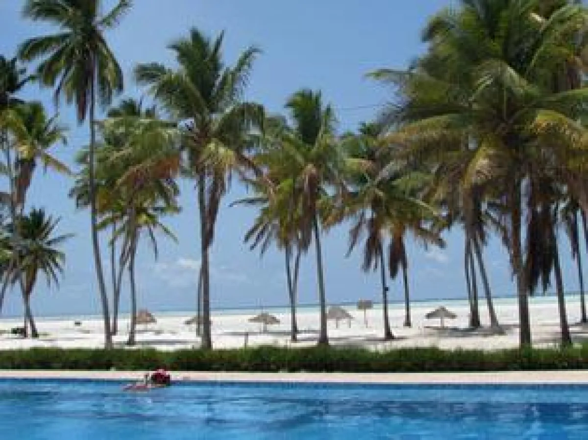 Tansania - neue Hotels auf Sansibar von AFROMAXX