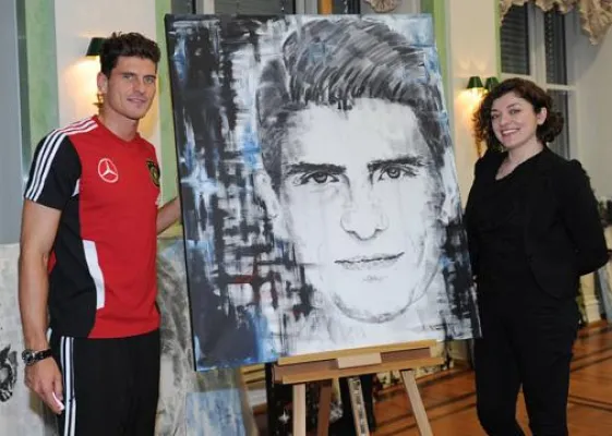 “German Soccer for Life 2012” - Portraits der DFB Nationalmannschaft von Nahid Shahalimi Bild: “German Soccer for Life 2012” - Portraits der DFB Nationalmannschaft von Nahid Shahalimi