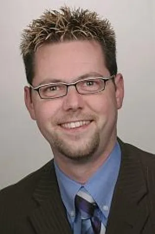 Bild: Trend zur Kombination aus Beruf und Bildung ungebrochen