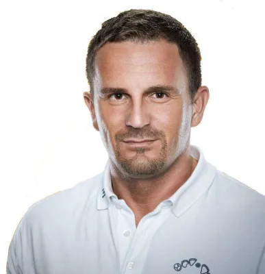 Bild: Mythen der Zahngesundheit - Auf den Spuren von Zahnseide, Mundwasser & Co.