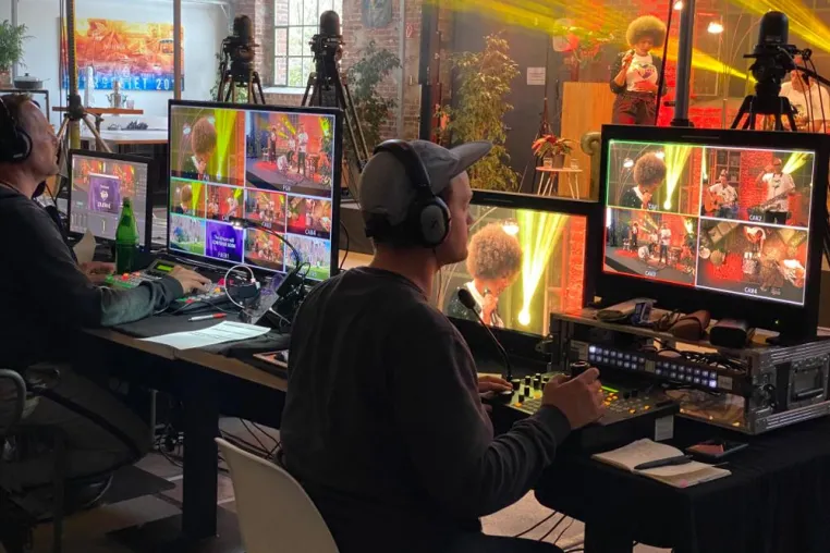Live Streaming aus der Alten Dreherei. ON THE ROCK live, virtuell und hybrid von der Zeche Waltrop. Bild: Live Streaming aus der Alten Dreherei. ON THE ROCK live, virtuell und hybrid von der Zeche Waltrop.
