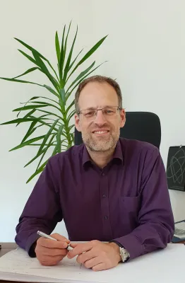 Bild: Jugendhilfeträger MUTABOR Mensch & Entwicklung wendet erstmals Tarifvertrag an