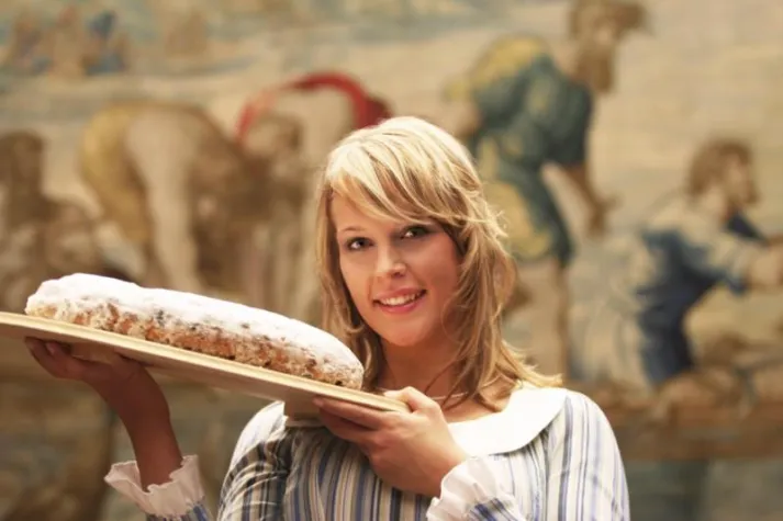 Bild: Luise Schneider ist das neue Dresdner Stollenmädchen