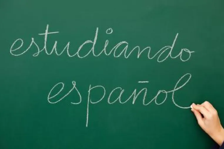 Bilinguales Fußballtraining auf Spanisch Bild: Bilinguales Fußballtraining auf Spanisch