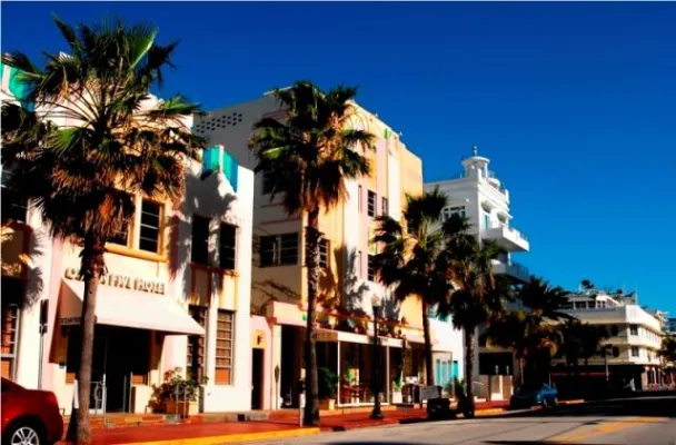 Bild: 35. Art-Deco-Weekend in Miami Beach: Glamour, Stil und Architektur unter Palmen