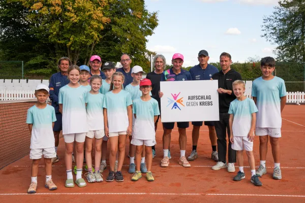Aufschlag gegen Krebs startet in die nächste Phase zusammen mit dem Hessischen Tennis-Verband Bild: Aufschlag gegen Krebs startet in die nächste Phase zusammen mit dem Hessischen Tennis-Verband