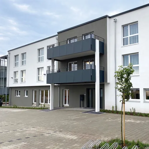 Bild: Eröffnung in Aichhalden: Carestone übergibt neues Seniorenzentrum an MENetatis