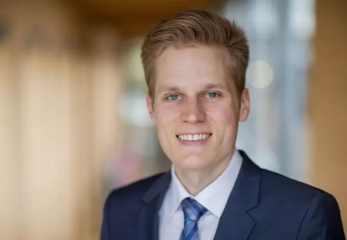 Bild: Financial Times normiert Buchprojekt eines ehemaligen Informatik Studenten aus Reutlingen 