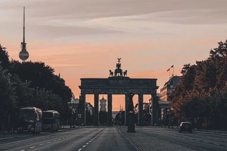 Bild: Foliendruck in Berlin – Innovative Werbelösungen für eine dynamische Metropole