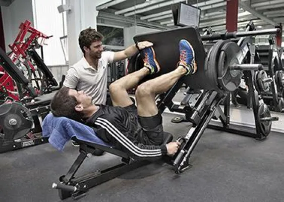 Bild: Neue Profigeräte in der Aktivhalle des Aktiv-Sportpark Moers: Fitnessqualität in einer anderen Dimension