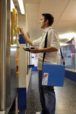 Bild: Der Umhängeordner: Die Neuheit für Studenten und Trendsetter