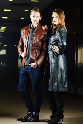 Grosse Schuhe für mode- und qualitätsbewusste Damen und Herren bei schuhplus Bild: Grosse Schuhe für mode- und qualitätsbewusste Damen und Herren bei schuhplus