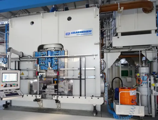 Bild: All-in-One-Lösung für automatisierte Herstellung von Kupferfittings