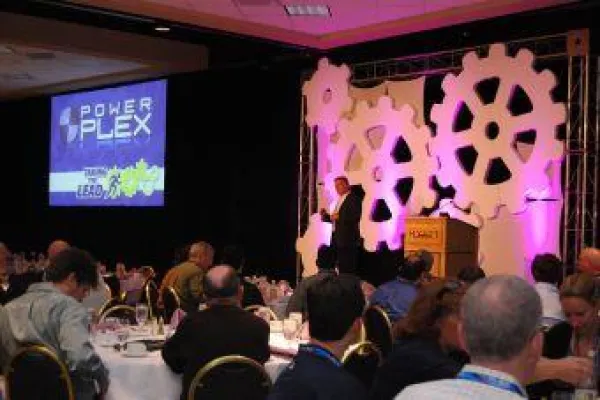 Bild: 10. Anwendertreffen PowerPlex 2011: Fertigungsunternehmen gehen in Führung