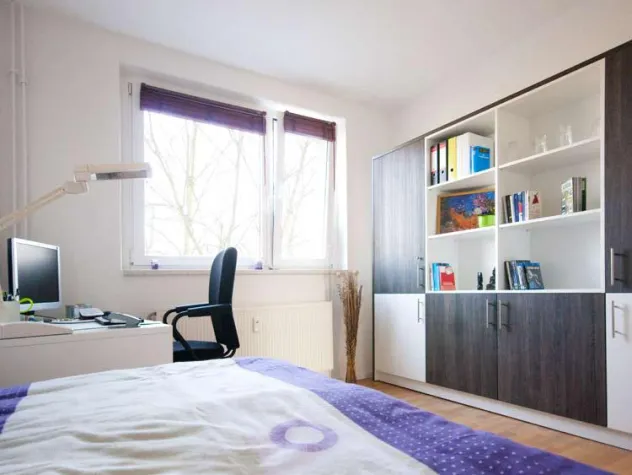 Studenten bei der Wohnungssuche in Halle (Saale) unterstützen Bild: Studenten bei der Wohnungssuche in Halle (Saale) unterstützen