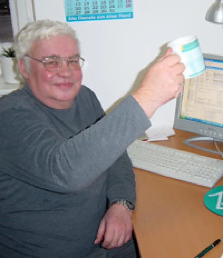 Prost auf Sykosch: Ronald Neuendorf ist zufriedener Sykosch-Anwender. Foto: Sebstian Hellweg