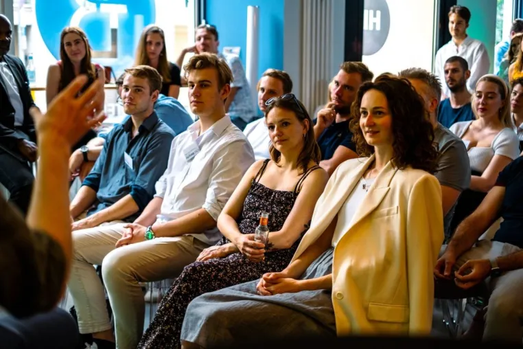 Bild: BETTERTRUST eröffnet Showroom und startet neues Veranstaltungsformat FUTURETALK