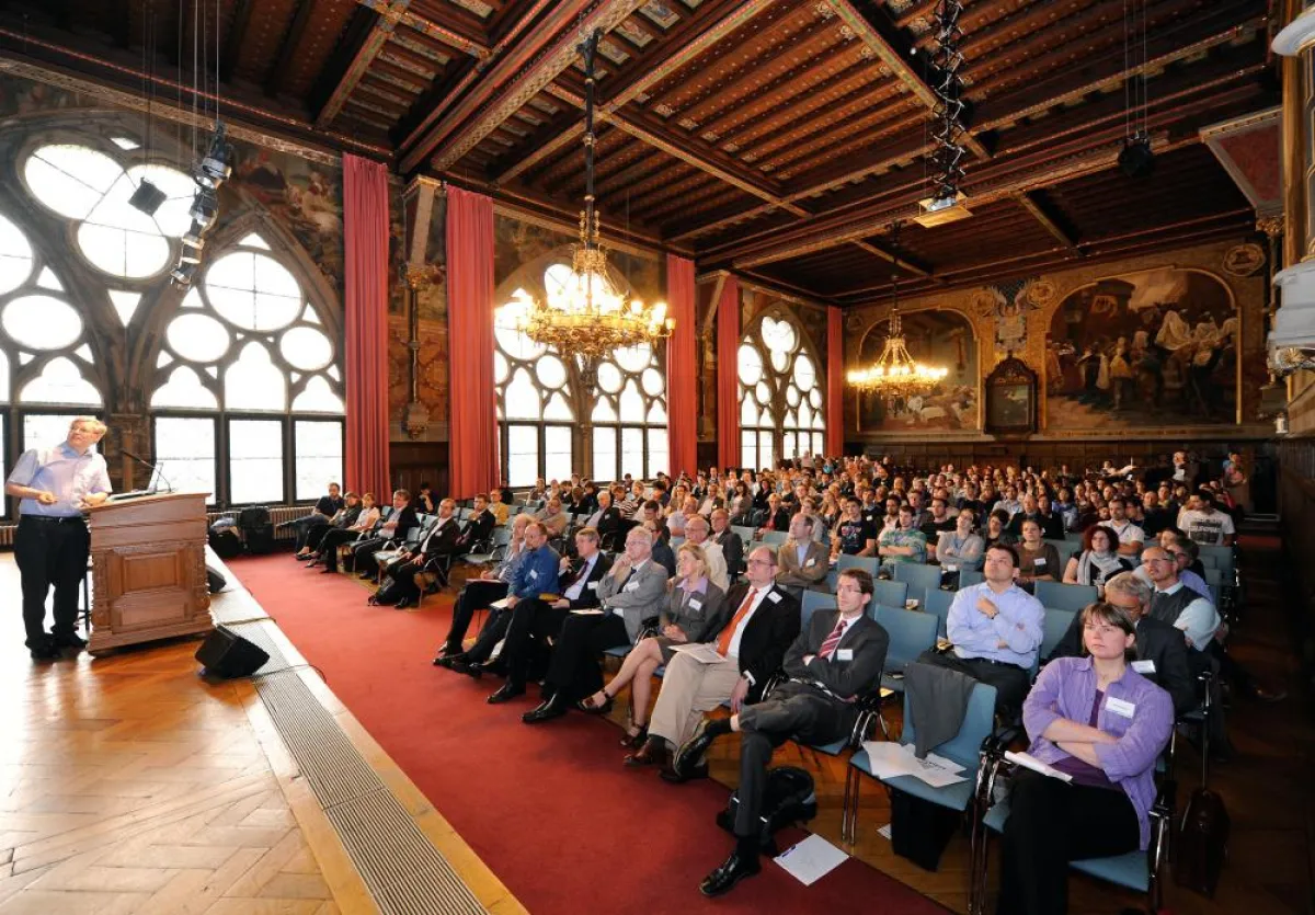 Wissenschaft und Industrie im Austausch - Prof. Dr. Wolfgang Wohleben (Universität Tübingen).