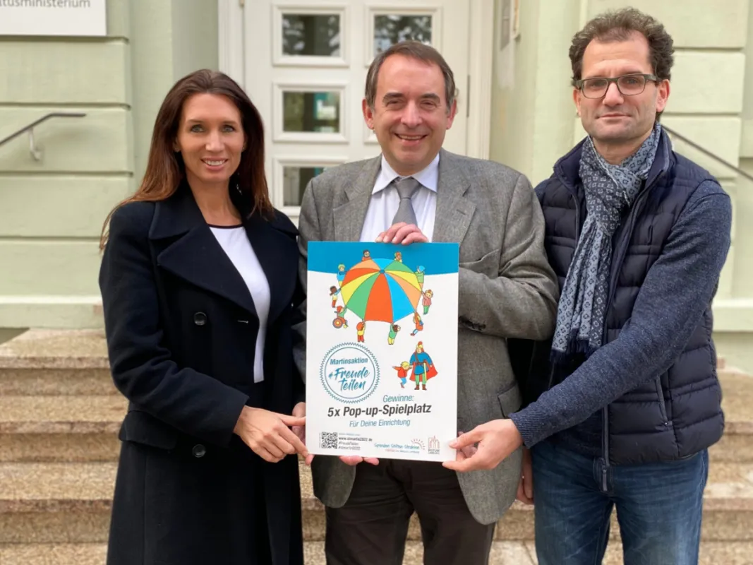 Links: Sonja Peichl, Mitte: Prof. Dr. R. Alexander Lorz, Rechts: Edwin Borg