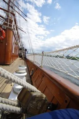 Bild: Willkommen auf dem Kreuzfahrtschiff HoGa Personal für Saison auf Fluss und See gesucht