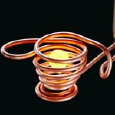 Bild: Kleben auf Knopfdruck bei der Bondexpo 2010: RAMPF stellt Klebtechnologie mit Induktion vor